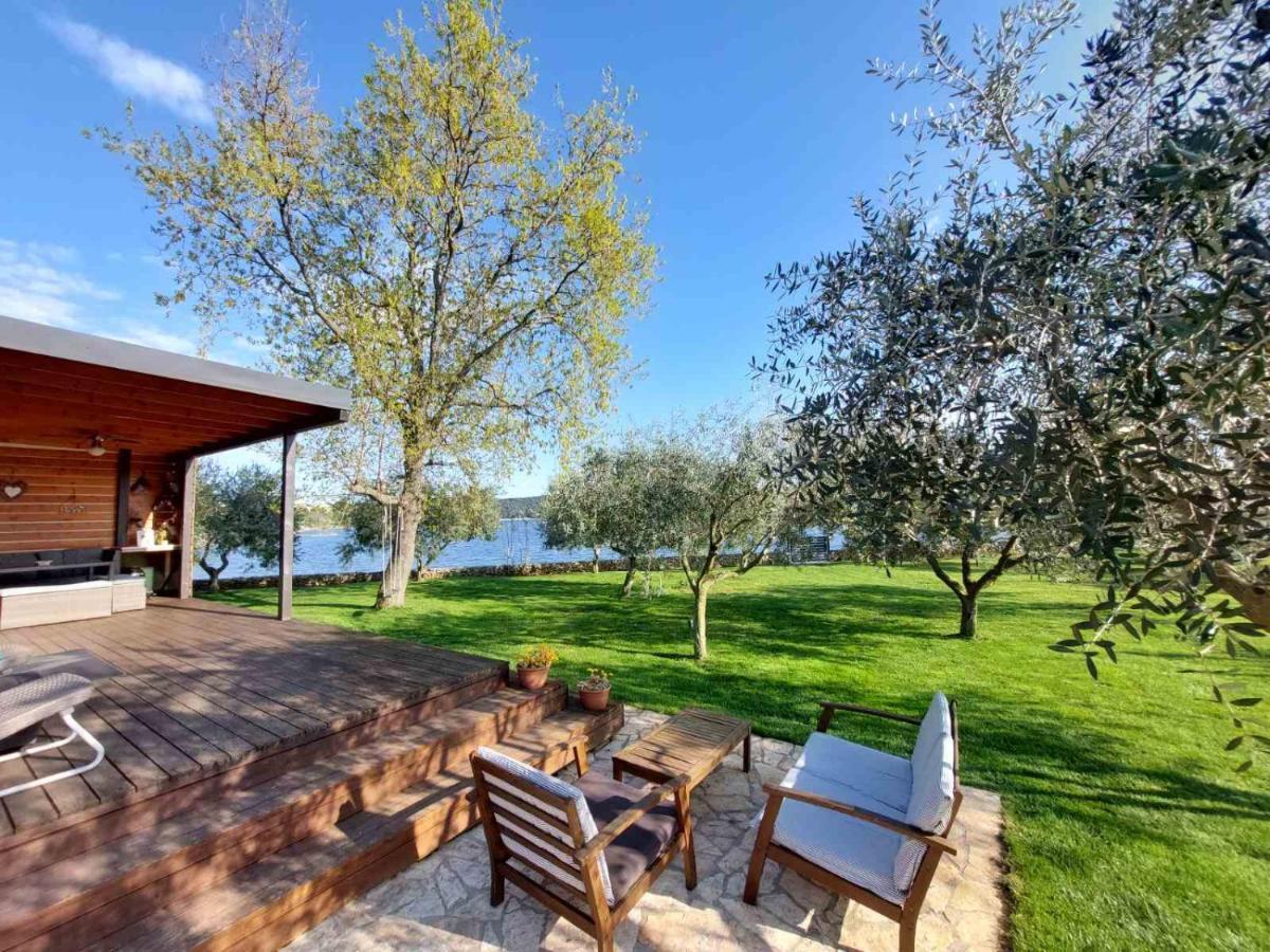 Beach House Ive With Jacuzzi, Pool, Playground And Bbq In An Olive Grove With A Beach, Pomer - Istria Экстерьер фото