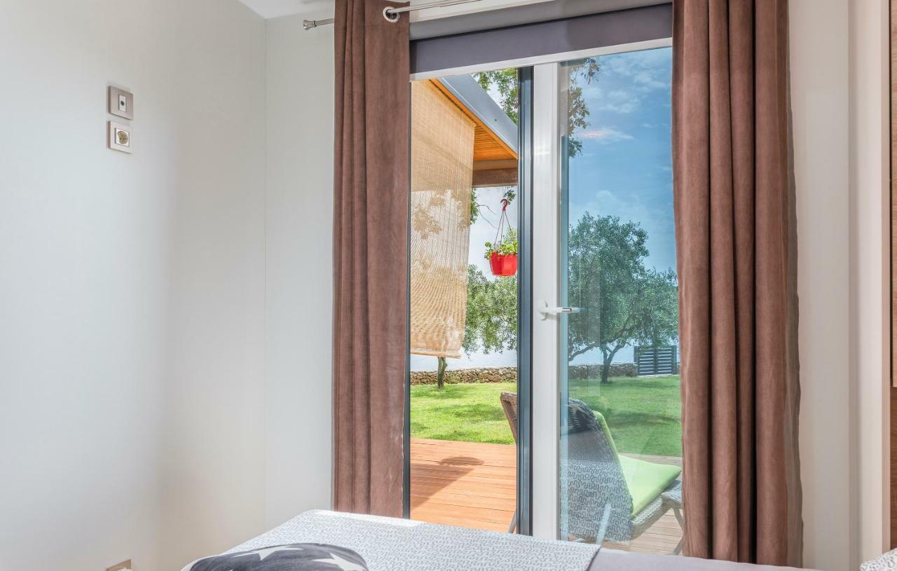 Beach House Ive With Jacuzzi, Pool, Playground And Bbq In An Olive Grove With A Beach, Pomer - Istria Экстерьер фото
